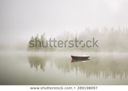 Stockfoto: Boating Into The Fog