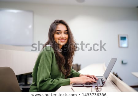 Stockfoto: Girl Is Studying