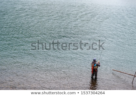Foto d'archivio: Fisherman On Chuzenji Lake Nikko Japan