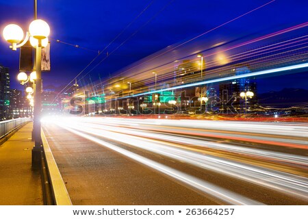 Foto d'archivio: Rush Hour Light Trails On Cambie Bridge