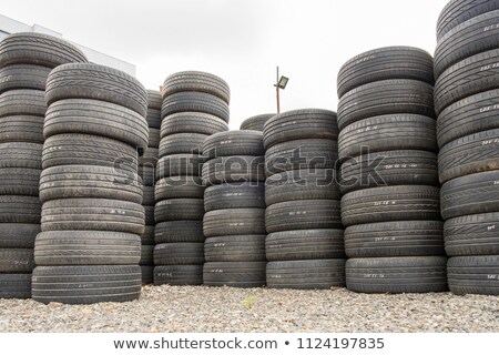 Foto stock: Weathered Old Tire