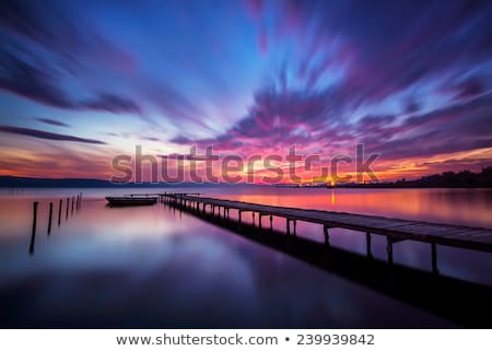 [[stock_photo]]: Ittoral · au · coucher · du · soleil · longue · exposition