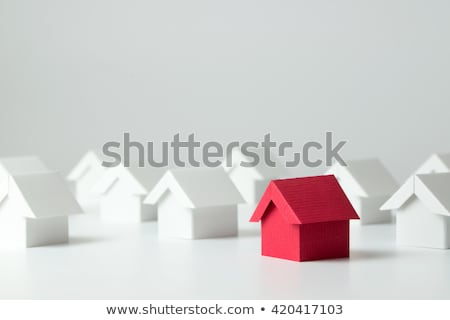 Concept Casa Roșie Imagine de stoc © Kenishirotie