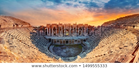 Foto stock: Ancient Amphitheater And Ruins In Pamukkale Turkey