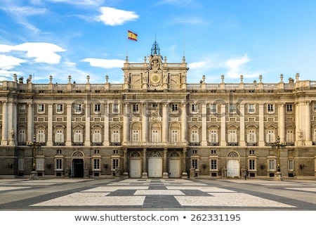 Foto stock: Statue At Madrid Royal Palace