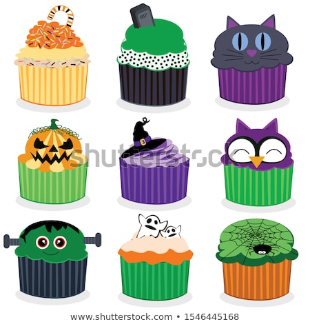 Foto d'archivio: Vector Set Of Colorful Cupcakes Isolated On White Background