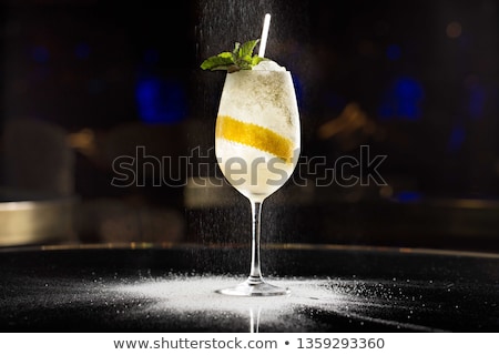 ストックフォト: Glass Of Champagne With Lemon Slice