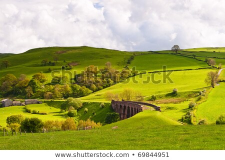 Foto d'archivio: Lowgill Viaduct In Yorkshire Dales National Park