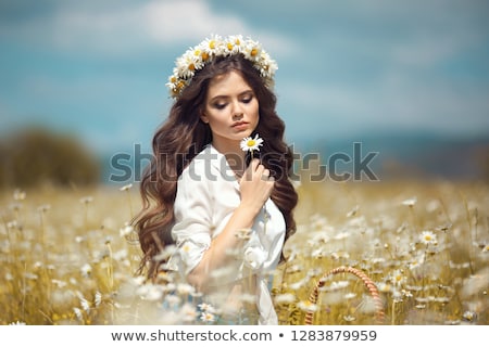 Stockfoto: Beautiful Young Dreaming Woman With Chaplet