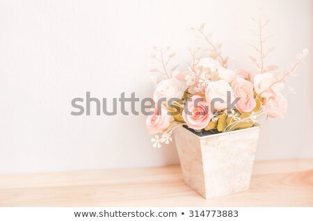 Foto stock: Pastel Artificial Pink Rose Wedding Bridal Bouquet In Flower Pot