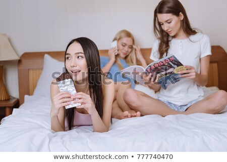 Foto stock: Girls Doing Different Things At Home