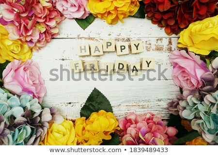 Foto stock: Grunge Wooden Frame With Beautiful Flowers And Letter