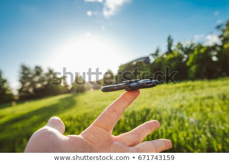 Foto stock: Pinner · And · Grass