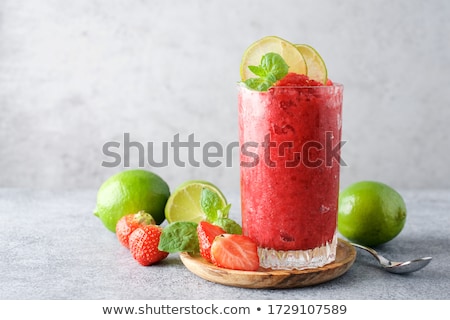 Stockfoto: Strawberry Lime Granita