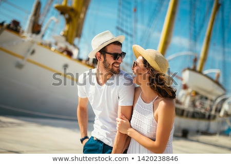 Foto stock: Beautiful Young Woman On A Tourist Trip In Marina