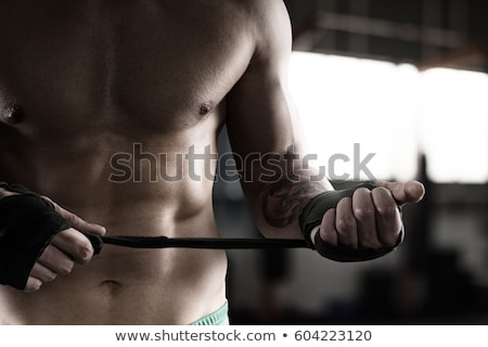 Stockfoto: Boxer Puts The Tapes To His Hands