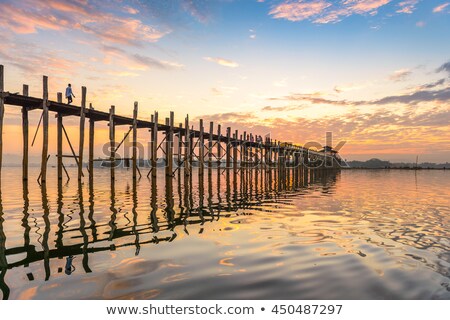 ストックフォト: U Bein Bridge In Myanmar
