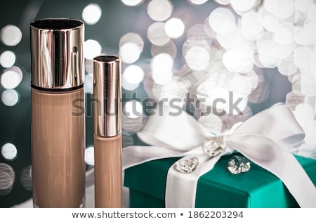 Stock foto: Holiday Make Up Foundation Base Concealer And Green Gift Box L