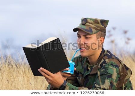 Zdjęcia stock: Patriotic Military Army Soldier Reading Bible