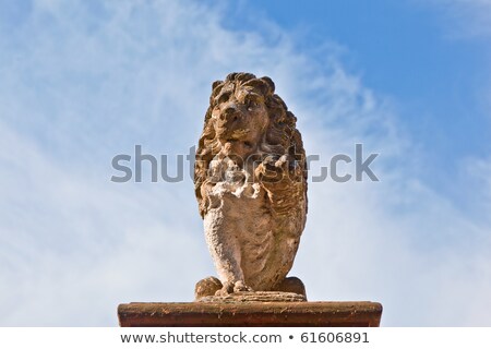 Foto stock: Lion Made Of Sandstone In Eltville