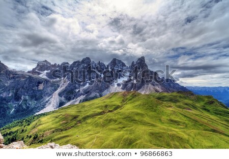 Foto d'archivio: Pale San Martino Hdr