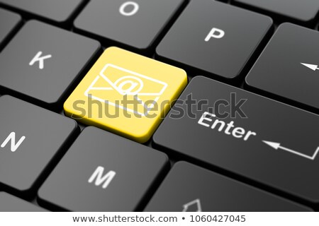 Stockfoto: Internet Marketing - Message On Yellow Keyboard Button 3d