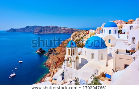 Foto stock: Traditional Blue Dome With Sea Santorini