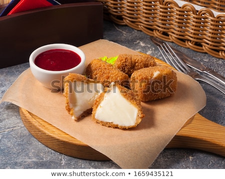 Stockfoto: Camembert Cheese Fresh Crispy Bread