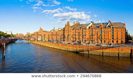 Foto stock: The Red Warehouses In The Speicherstadt