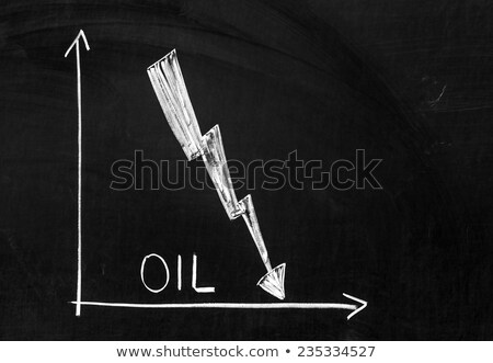 Foto stock: Falling Oil Chart On Blackboard