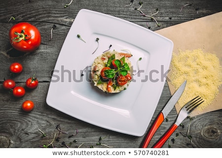 Stockfoto: Yellow Green Square Plate