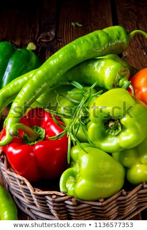 Red Hot Chilli Peppers In Basket Foto stock © Dar1930