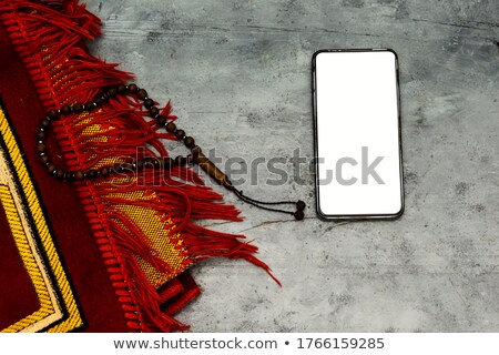 Stockfoto: Rosary And Smartphone