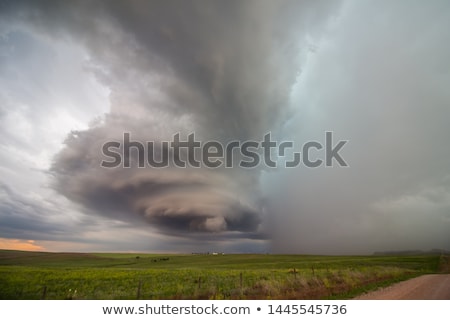 ストックフォト: Dangerous Storm On The Prairie In Wyoming