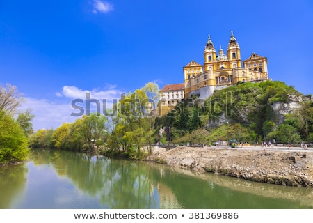 Foto stock: Convent Melk At River Danube In Lower Austria