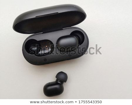 Foto d'archivio: Bluetooth Earphone