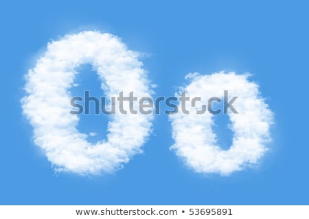 Foto stock: Letter O Cloud Shape