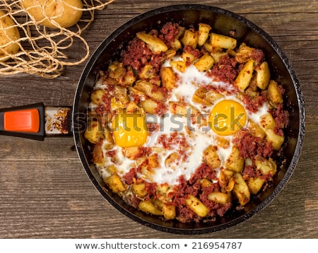 Zdjęcia stock: Rustic Minced Corned Beef Potato Hash