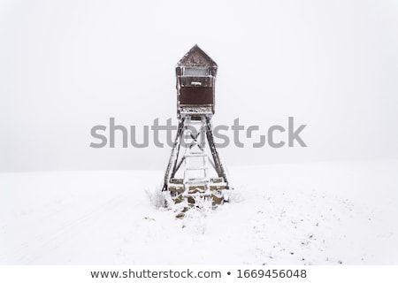 [[stock_photo]]: Eau · de · chasseurs