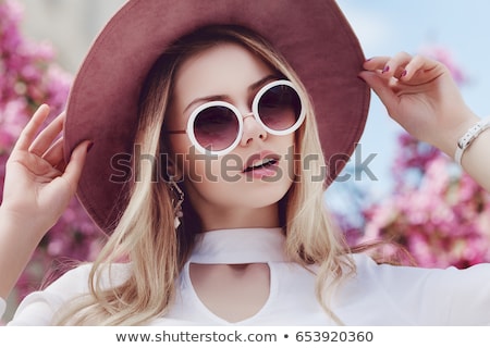 Foto stock: Elegant Blonde Luxury Woman Posing
