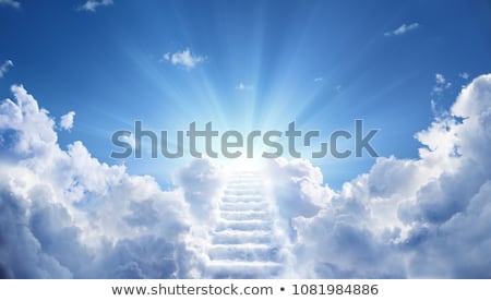 Foto d'archivio: The Stairway To Heaven Leading To God