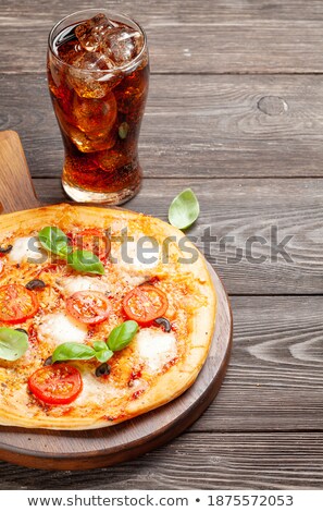 Stock foto: Cola And Tasty Homemade Pizza