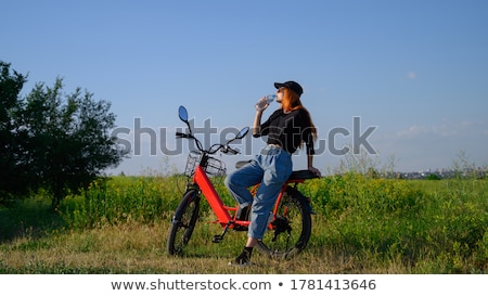 Zdjęcia stock: Elaks · na · rowerze
