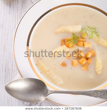 Asparagus Soup With Apple Cubes Foto stock © Dar1930