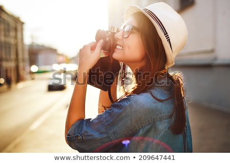Zdjęcia stock: Pretty Female Photographer Taking Pictures Outdoor