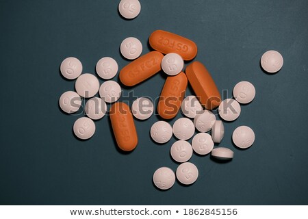 Foto stock: Cure For Hepatitis - Blue Pack Of Pills