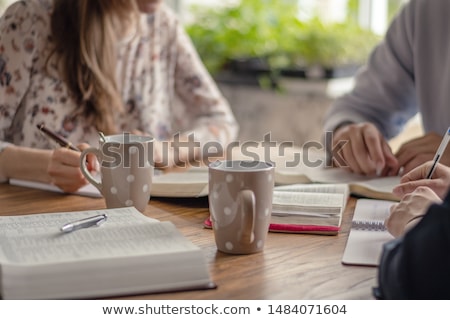 Stockfoto: Family Bible Study