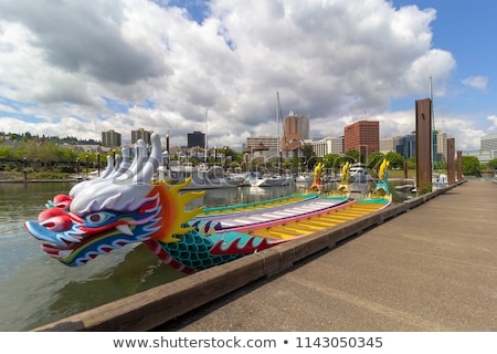 ストックフォト: Portland Skyline Along Willamette River Daytime