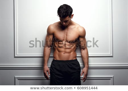 Foto d'archivio: Shirtless Muscular Man