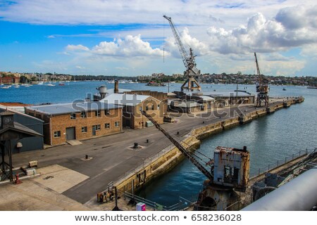 Foto d'archivio: Rusty Disused Crane On Cockatoo Island Docks